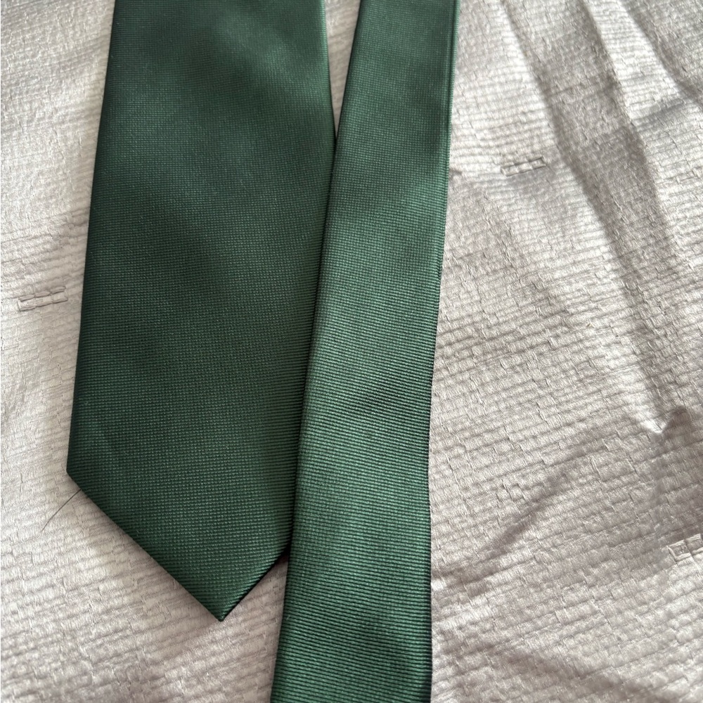 Elegant Green Tie